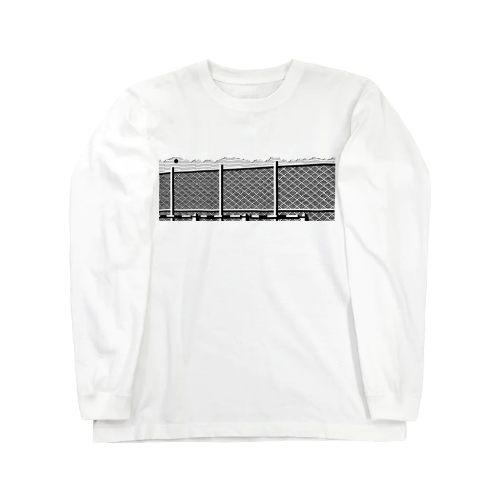 mori momokoのモノクロ工事現場 Long Sleeve T-Shirt