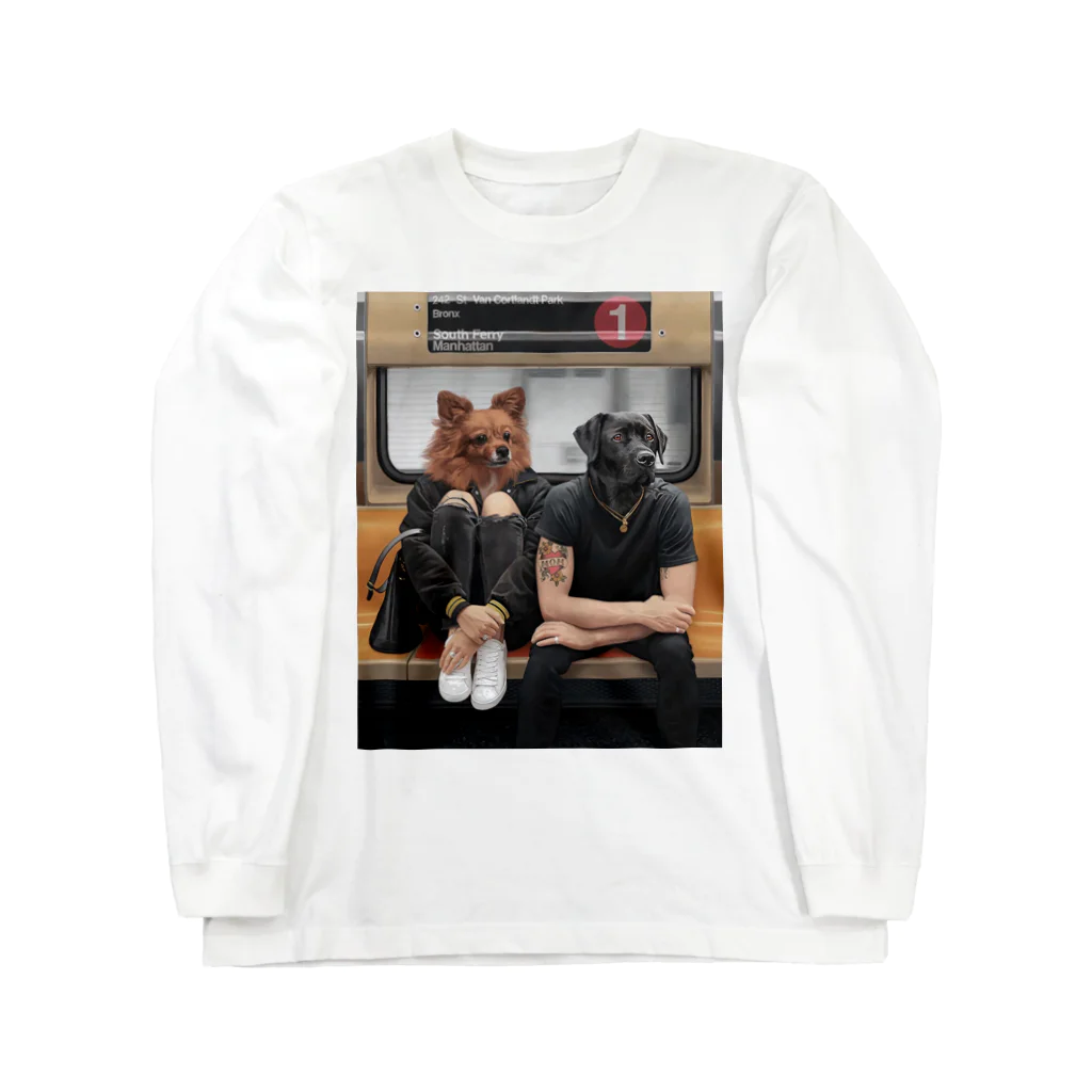 Mottan‘s Art Goods Shopの地下鉄の乗る　犬のカップル Long Sleeve T-Shirt