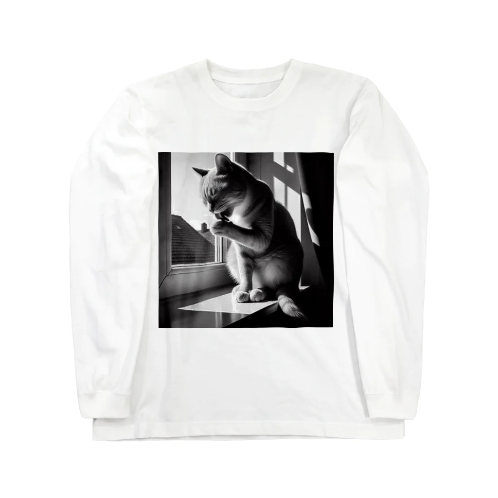 猫は癒やしの毛づくろい猫 Long Sleeve T-Shirt