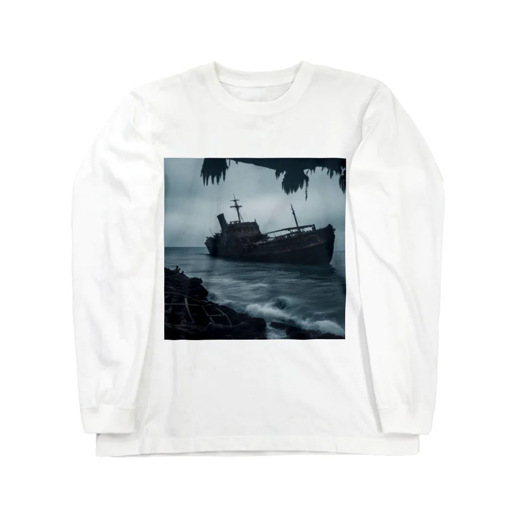 Dark Fの暗黒の海に浮かぶ腐敗した船の墓場 Long Sleeve T-Shirt