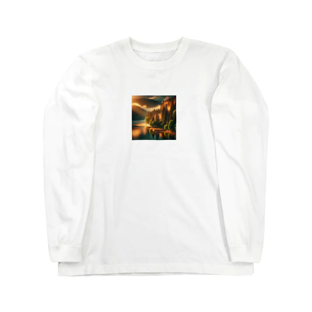maruの湖畔の静寂な日の出 Long Sleeve T-Shirt