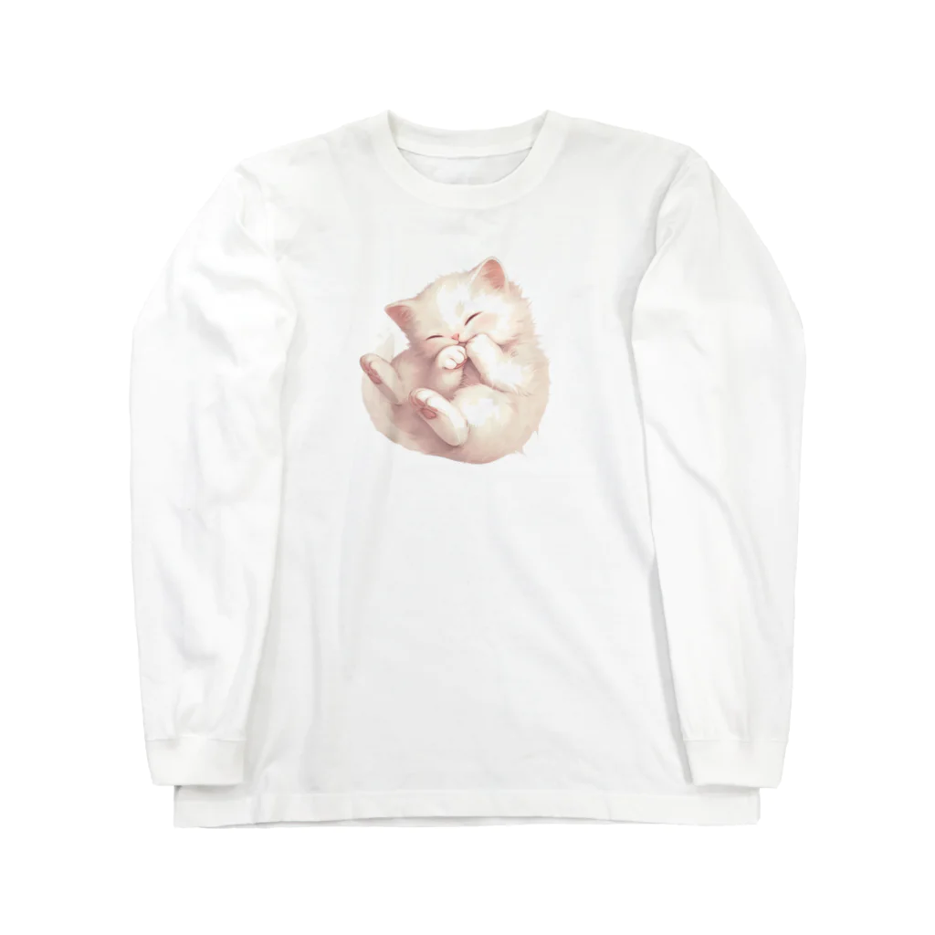 RKENの夢の中で冒険中のかわいらしい猫ちゃん。 ロングスリーブTシャツ