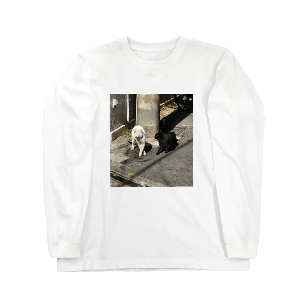 やんばるたの黒猫と白猫 電柱 Long Sleeve T-Shirt