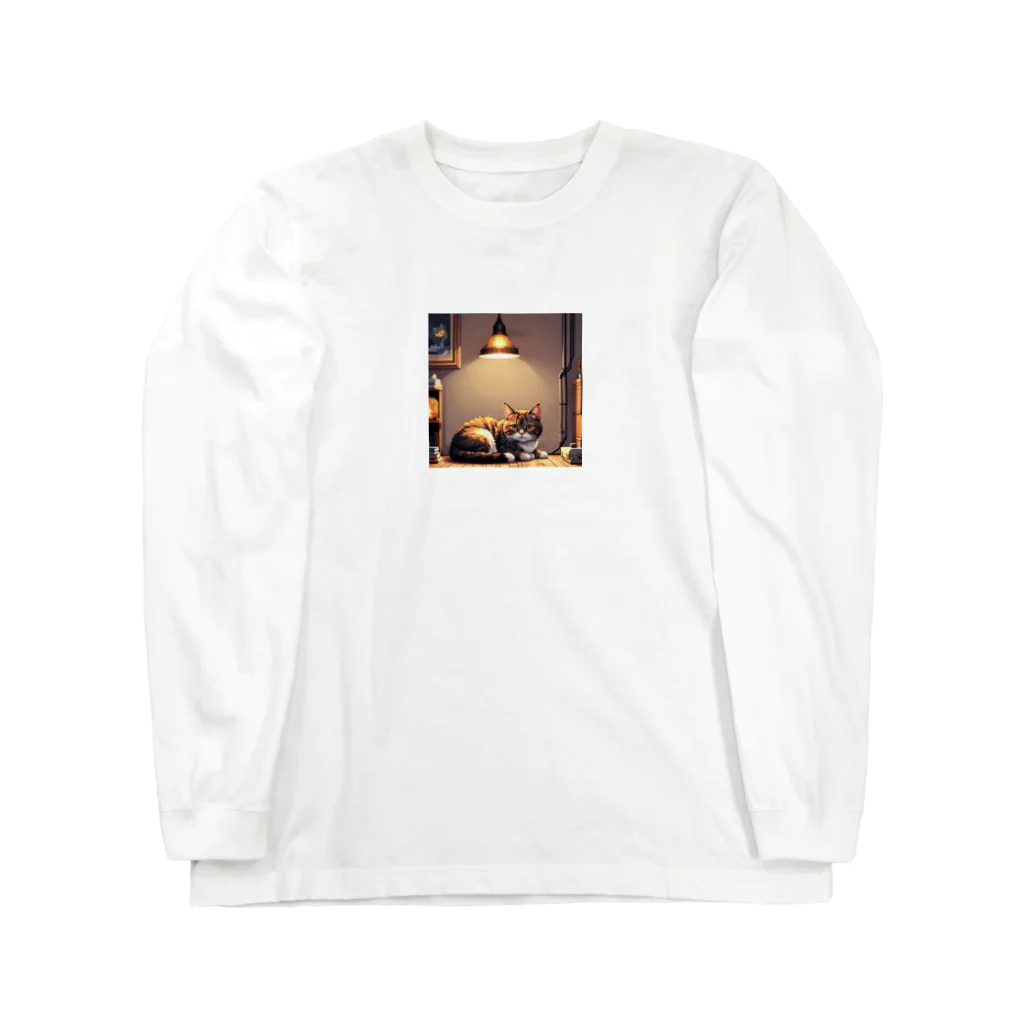 HIROKITI_HAPPYのライトに照らされた猫 Long Sleeve T-Shirt