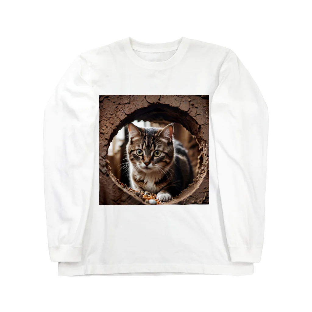 zigerparkの穴から覗く猫 ロングスリーブTシャツ