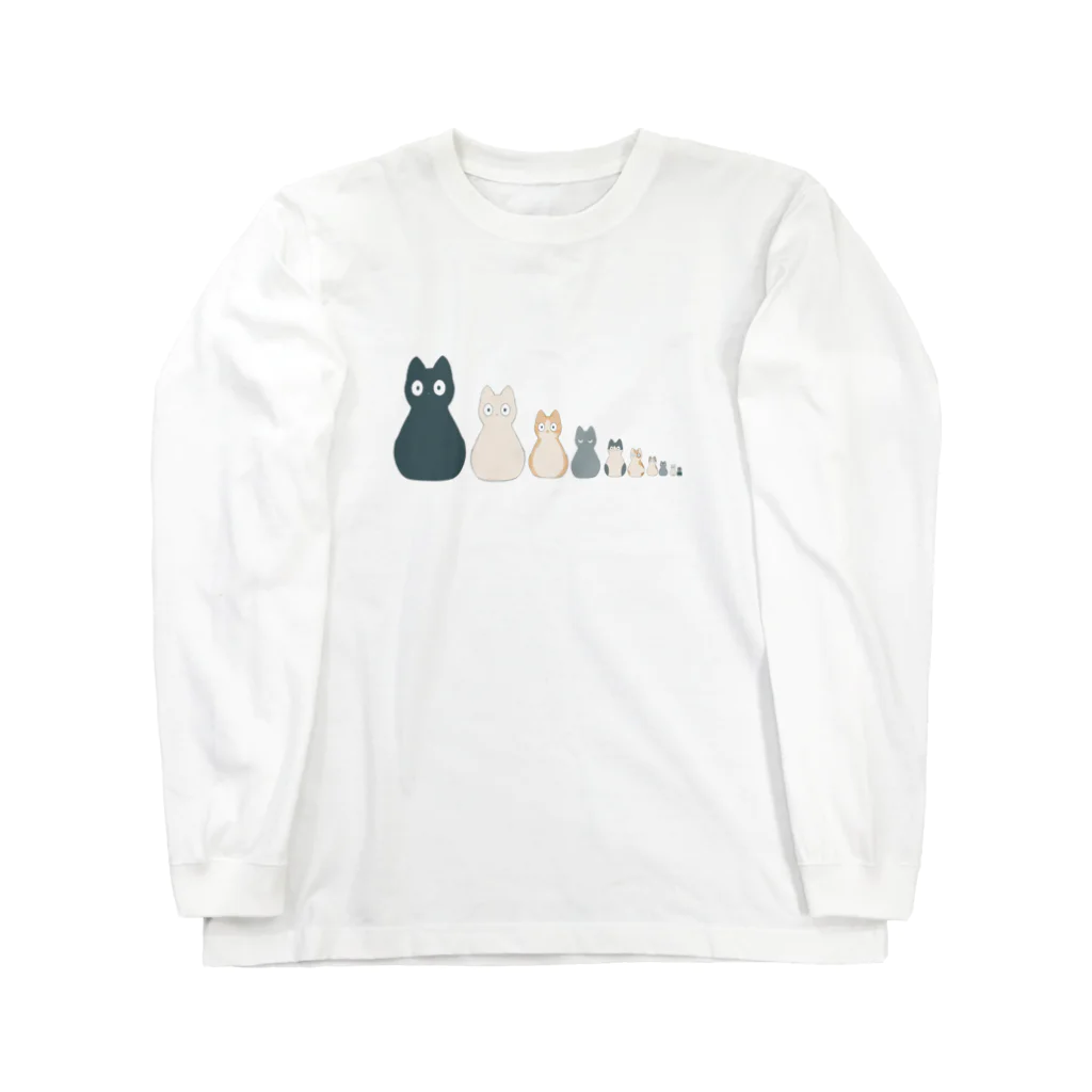 いちごのネコのネコリョシカ ロングスリーブTシャツ