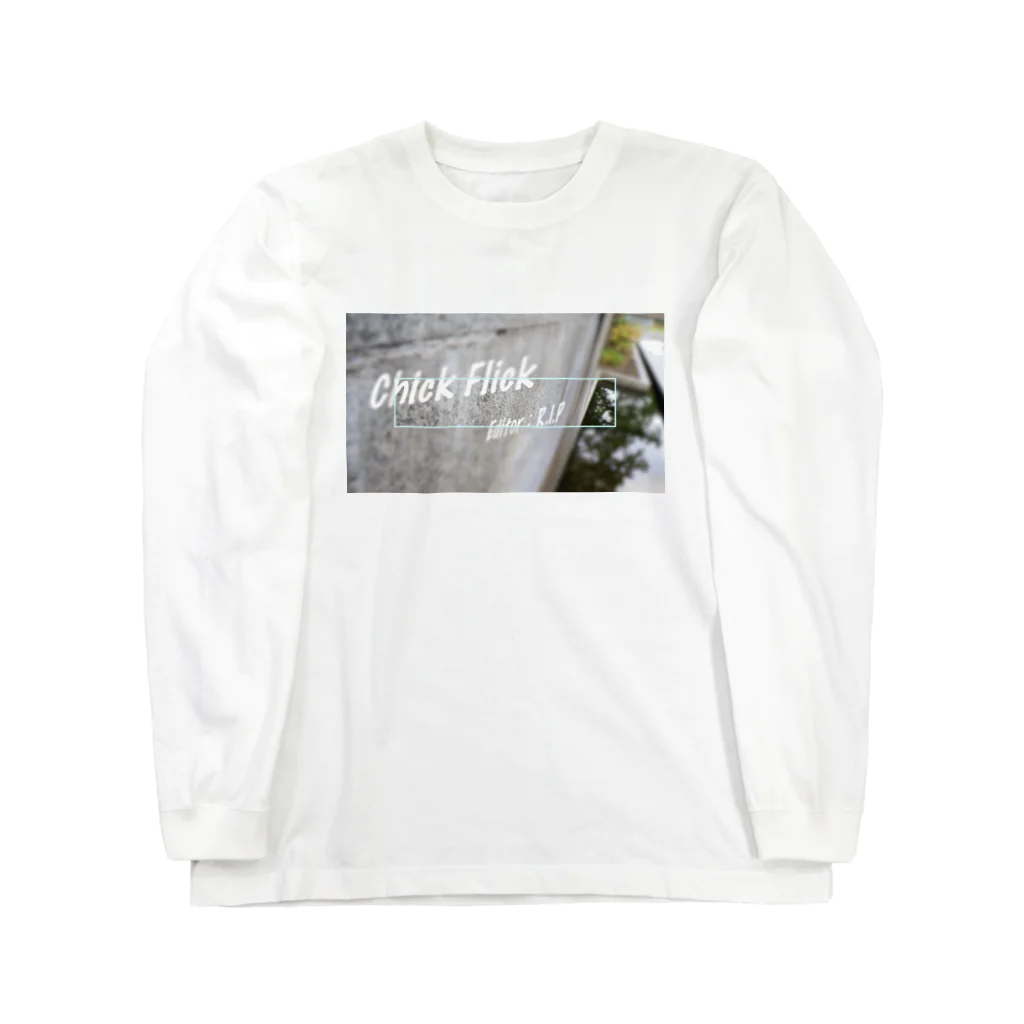 TO-EIartworksのChick Flick Long Sleeve T-Shirt