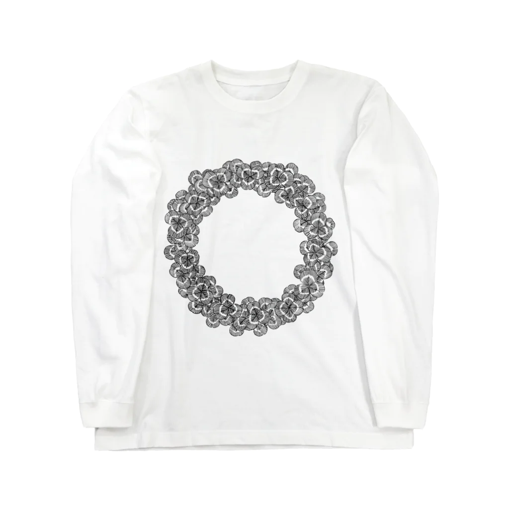 Quccoのクローバーリース Long Sleeve T-Shirt