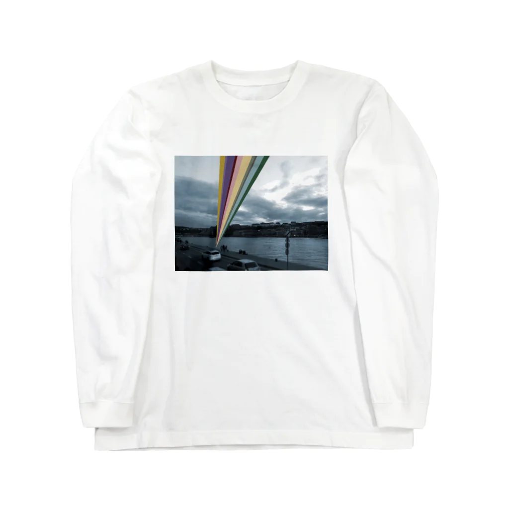 DetenduのBudapest view Long Sleeve T-Shirt