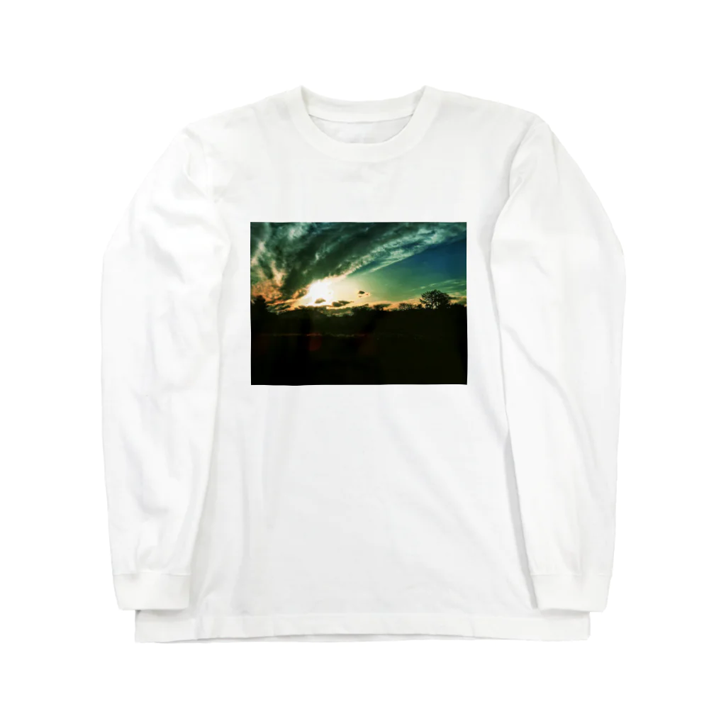 SHOPマニャガハの変わる空、変わる雲 Long Sleeve T-Shirt