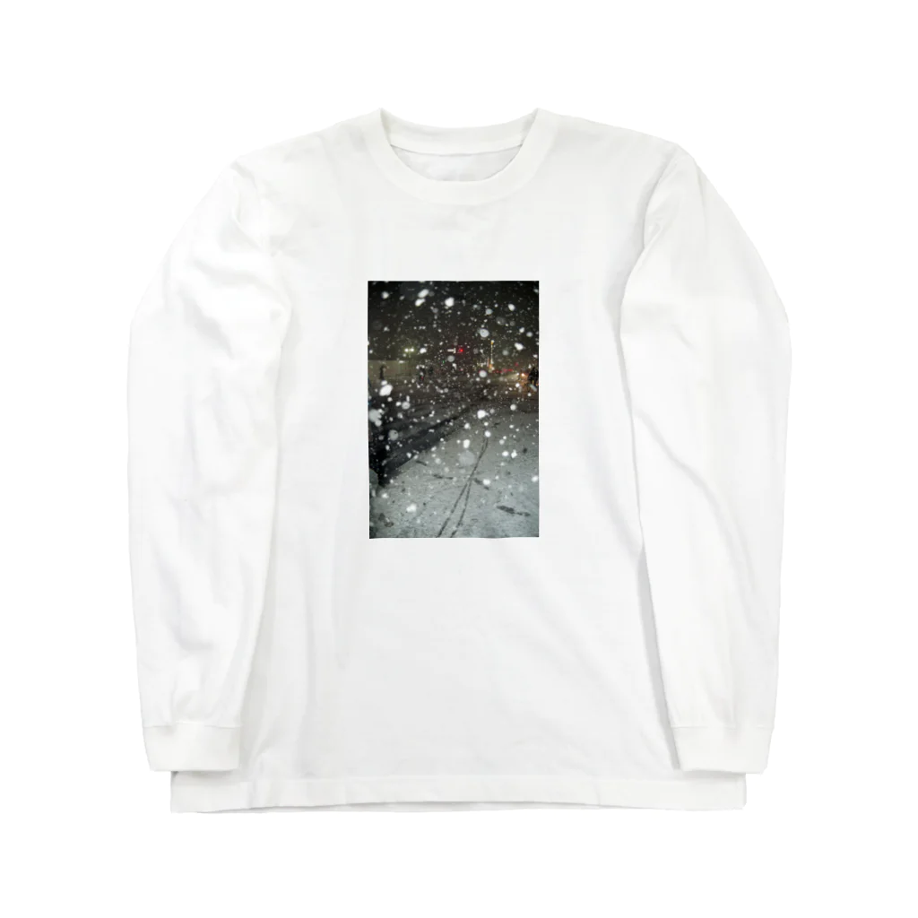 かわかみはるなのショップの雪 ロングスリーブTシャツ