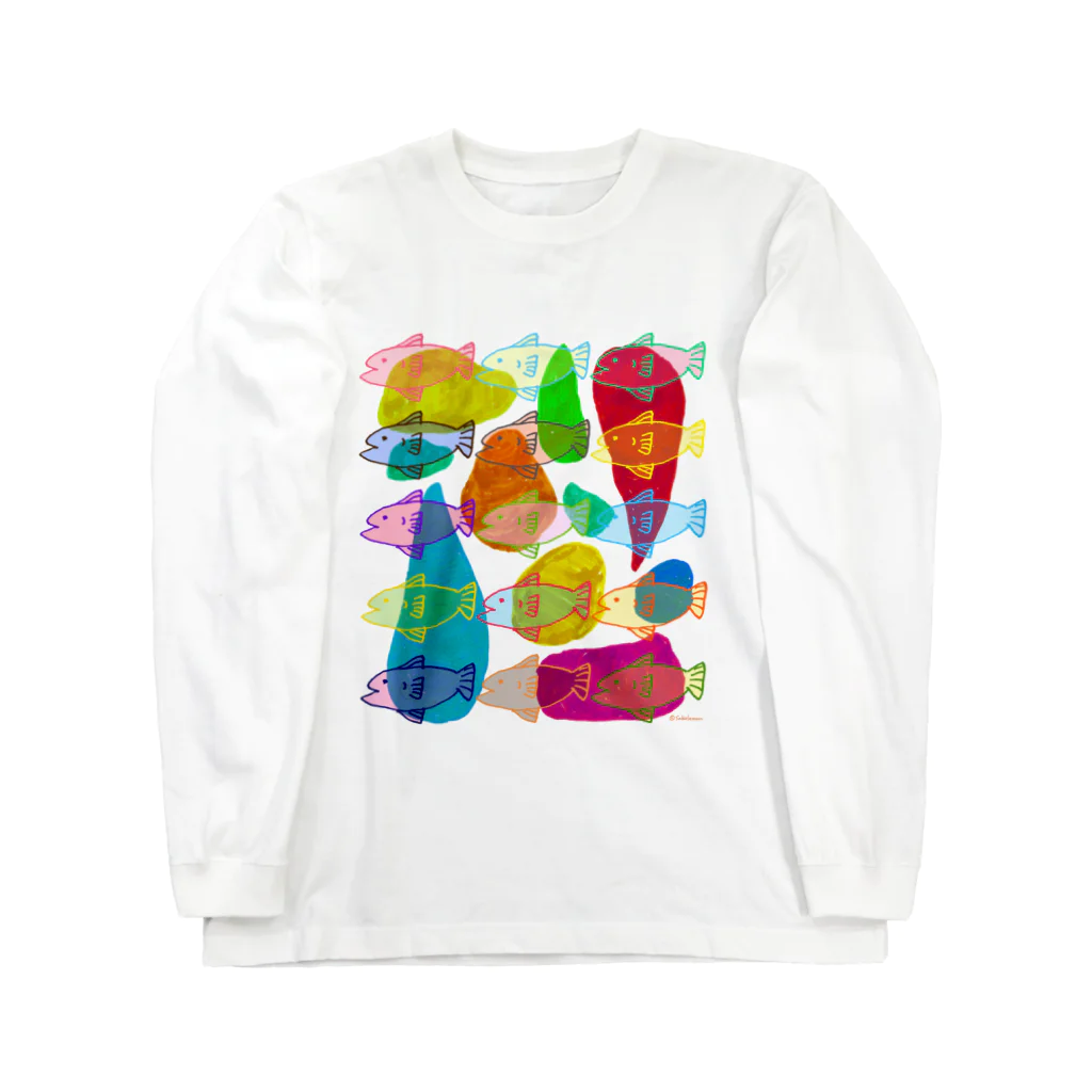  むきむき   地球生活の魚の冬休み Long Sleeve T-Shirt