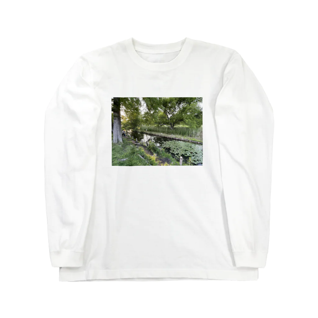 EijiPonの公園の一幕。 Long Sleeve T-Shirt