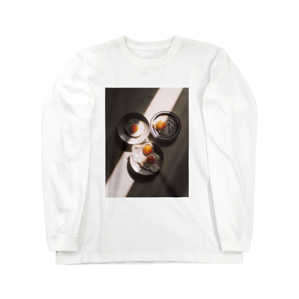 Kensuke HosoyaのEggs in the light ロングスリーブTシャツ