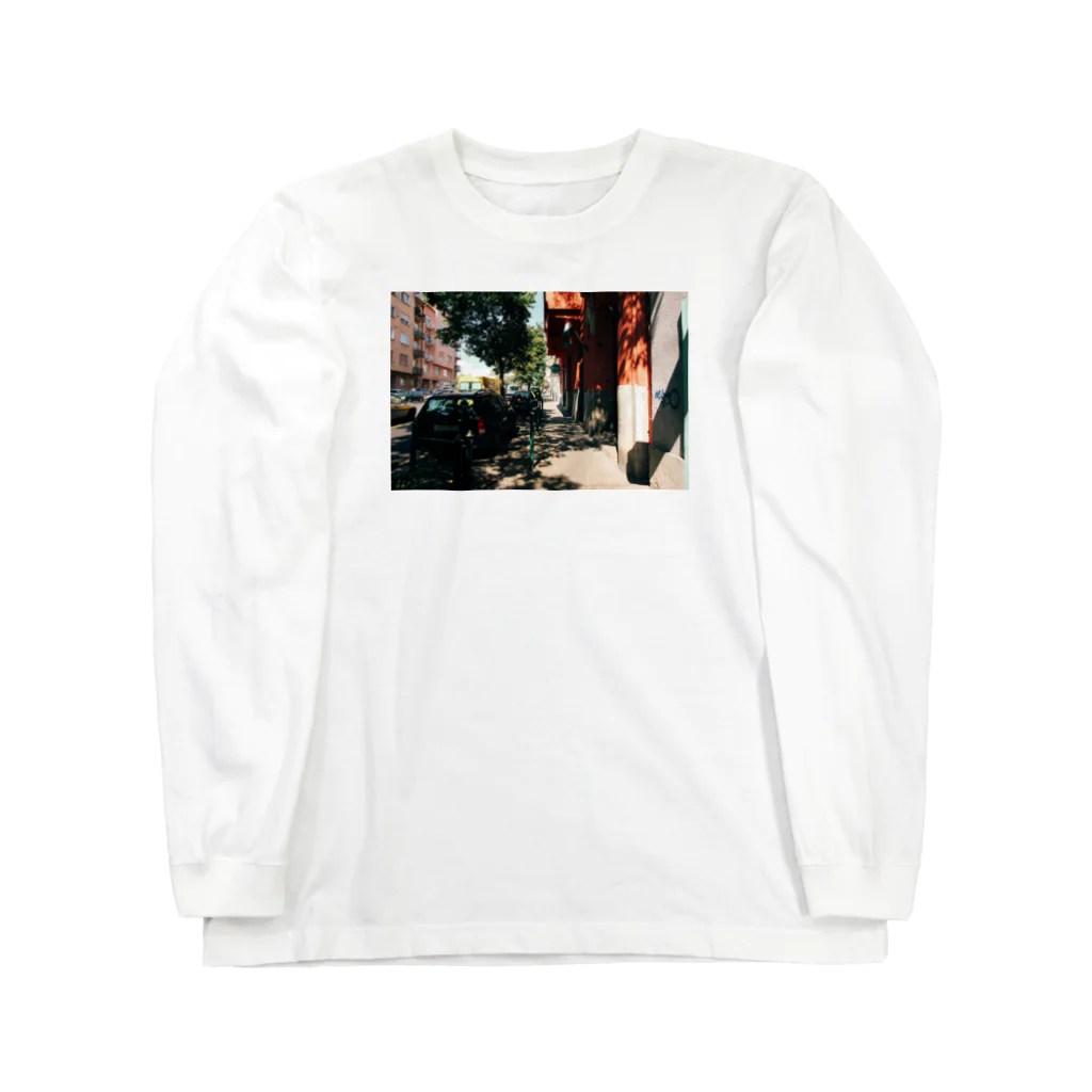 もくれん家のBudapest Long Sleeve T-Shirt