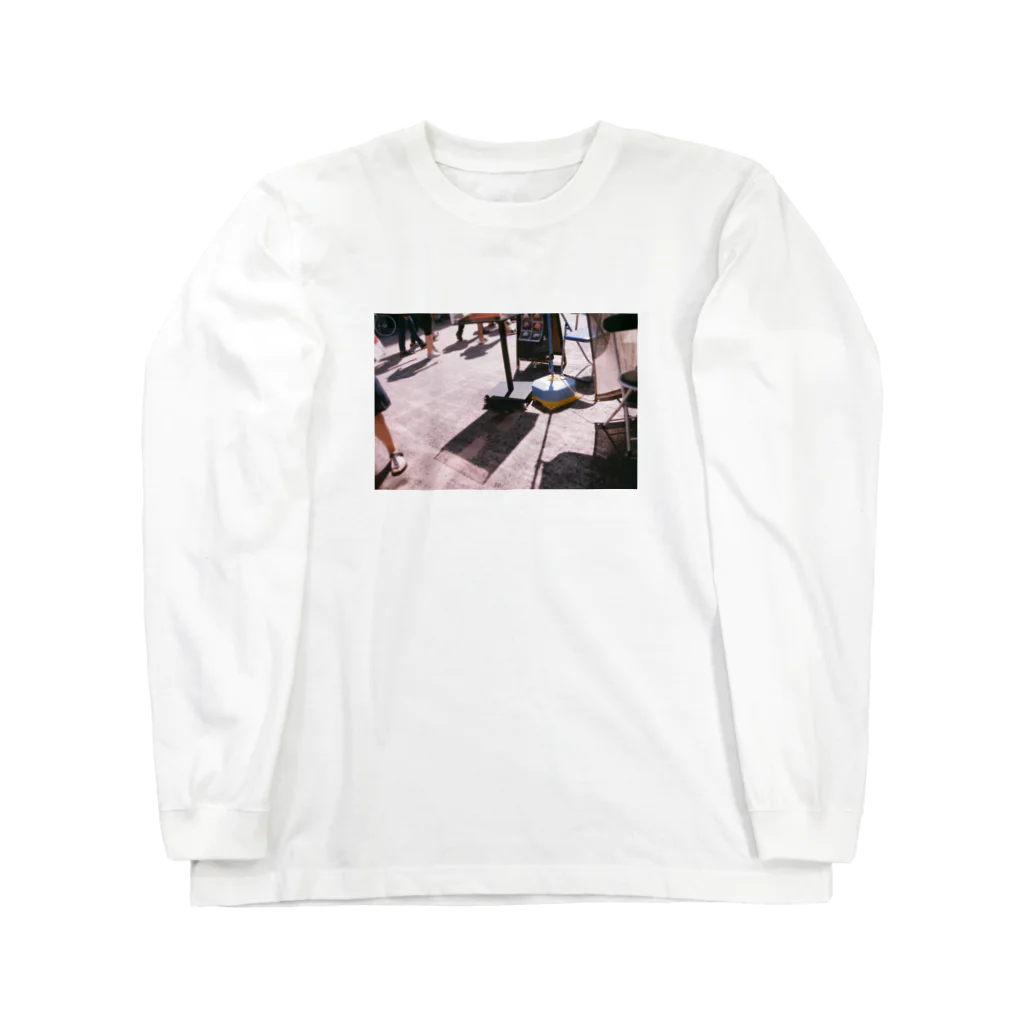 fantomestreetwearのhiding Long Sleeve T-Shirt