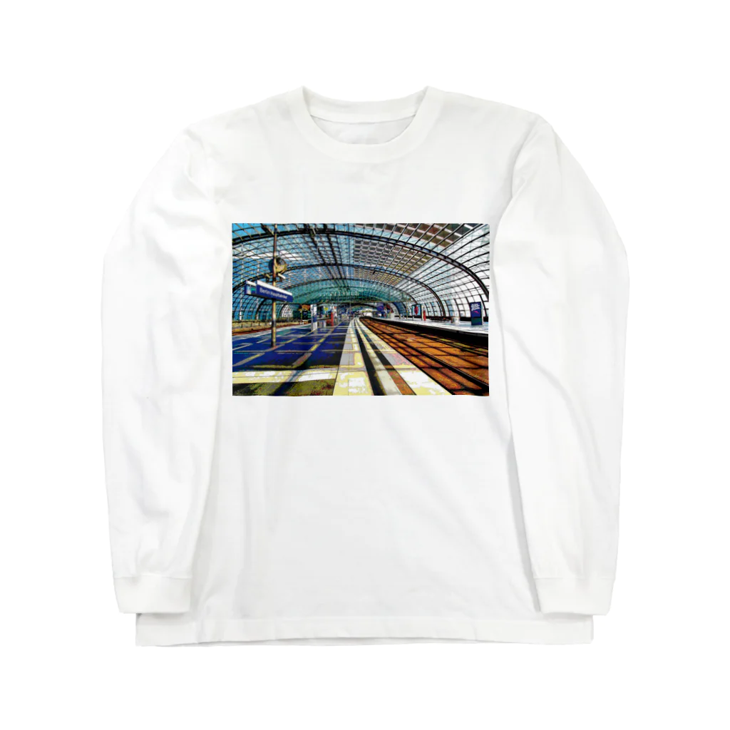 GALLERY misutawoのドイツ ベルリン中央駅のホーム Long Sleeve T-Shirt