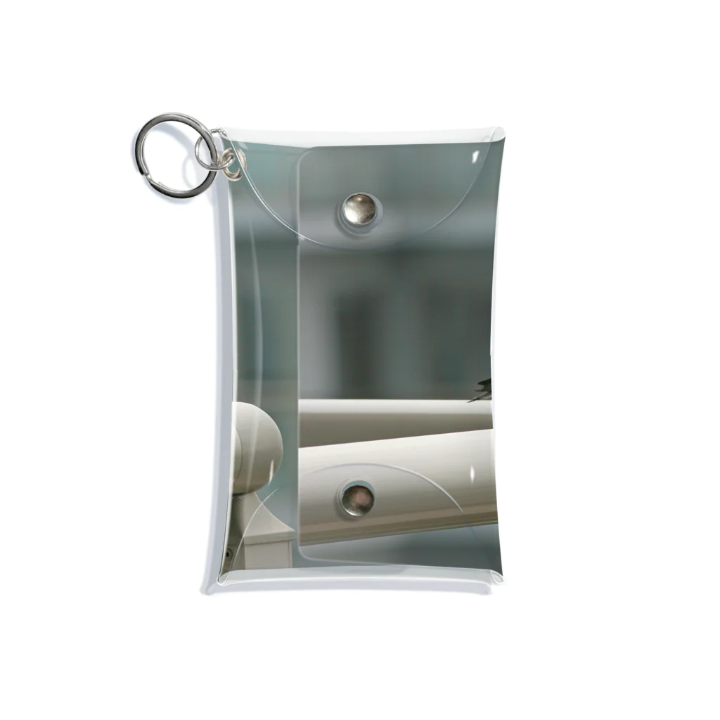 nokkccaのスワローズ - Swallows - Mini Clear Multipurpose Case