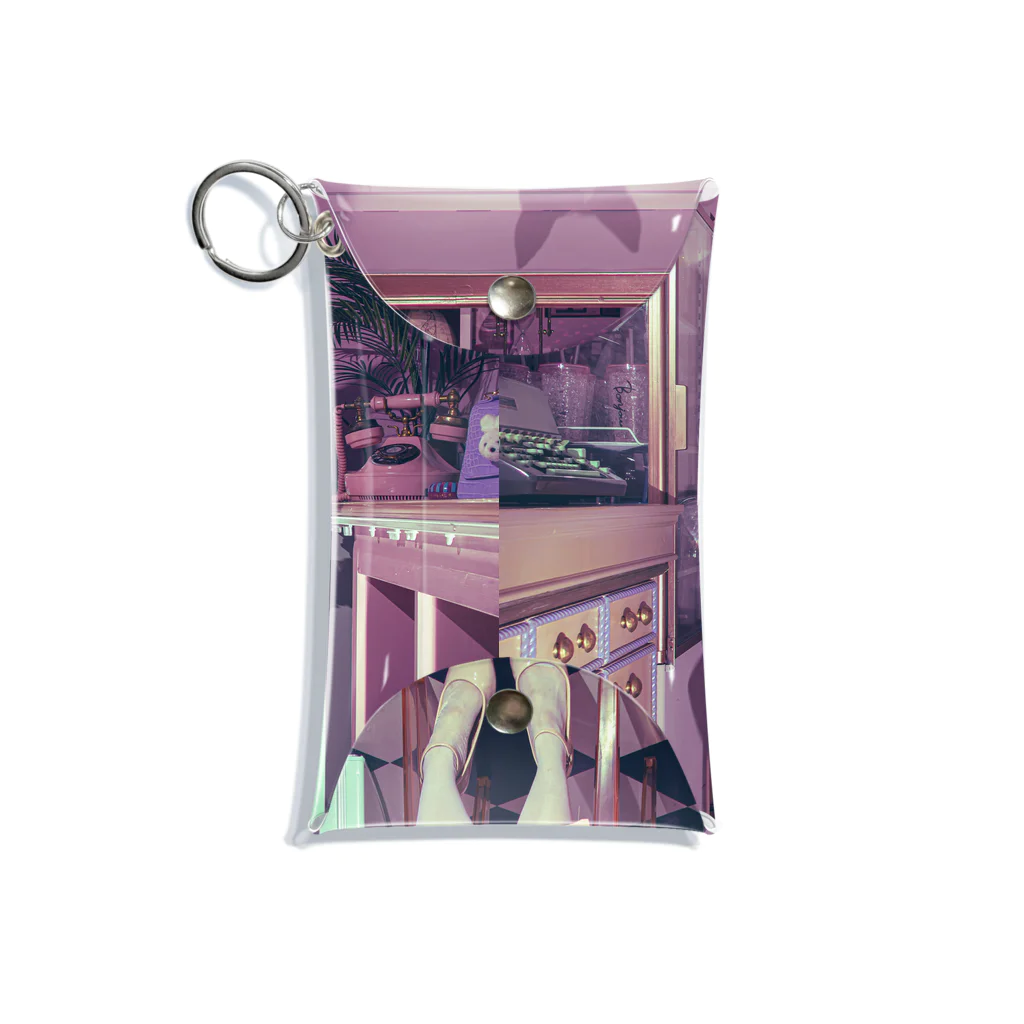 OMEME🪬のLady rabbit Mini Clear Multipurpose Case