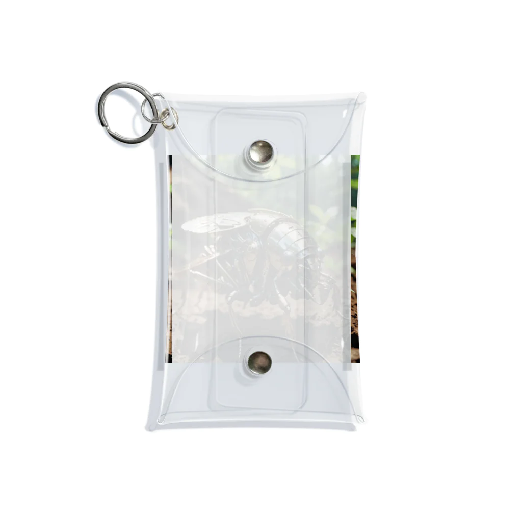 majimeのロボ蝉幼虫 Mini Clear Multipurpose Case