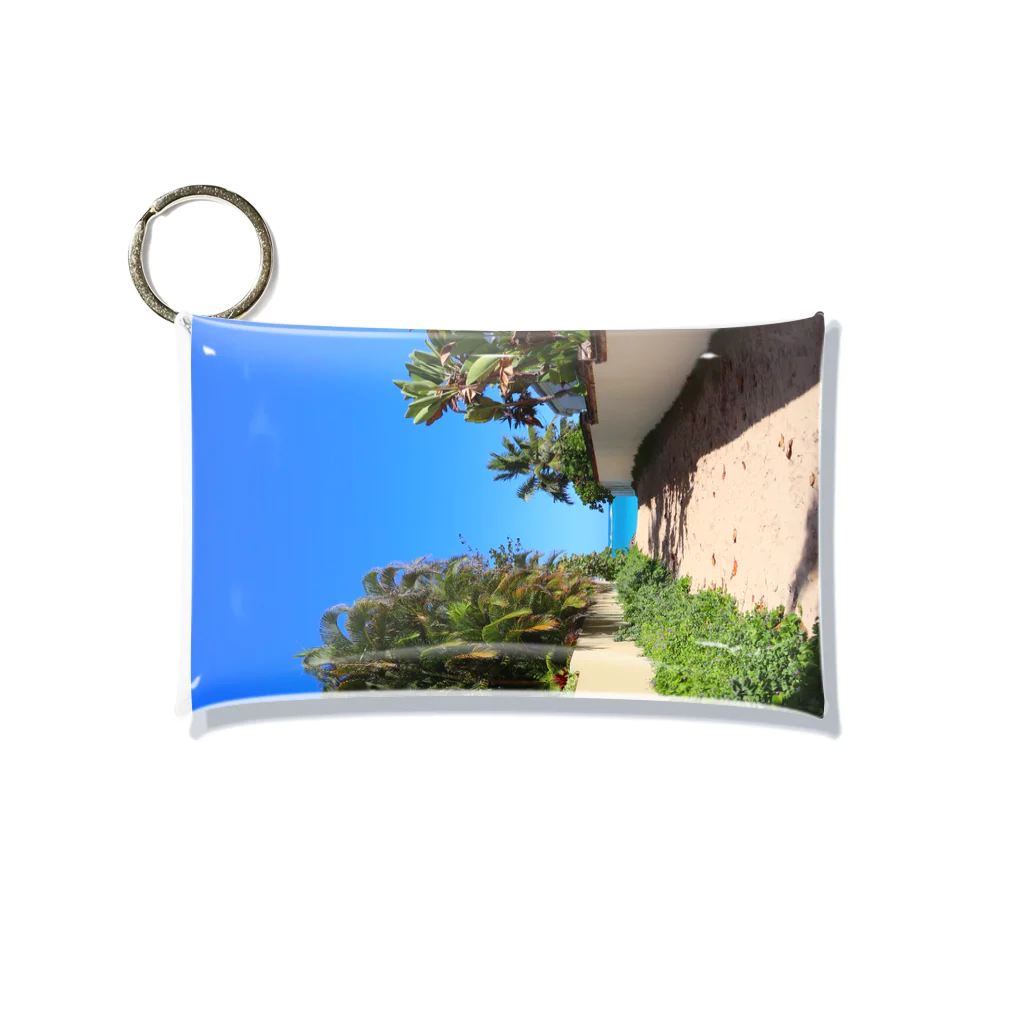 MARUTADESIGNWORKSのROAD TO LANIKAI BEACH Mini Clear Multipurpose Case