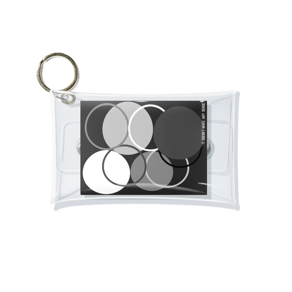 Raykay (れいけい)のIT DOESN'T MAKE ANY SENSE Mini Clear Multipurpose Case