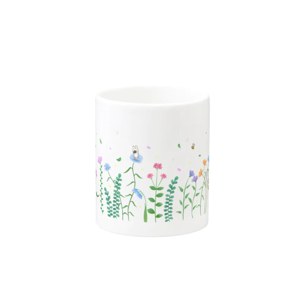 カワラリマーの花畑で春風と遊ぶ仲良しトリオ Mug :other side of the handle