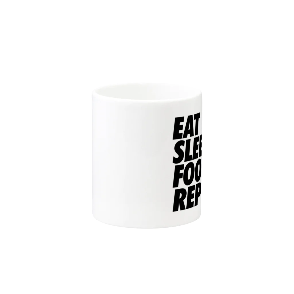 ソルグラフィコ(社員)のEAT SLEEP FOOTBALL REPEAT Mug :other side of the handle