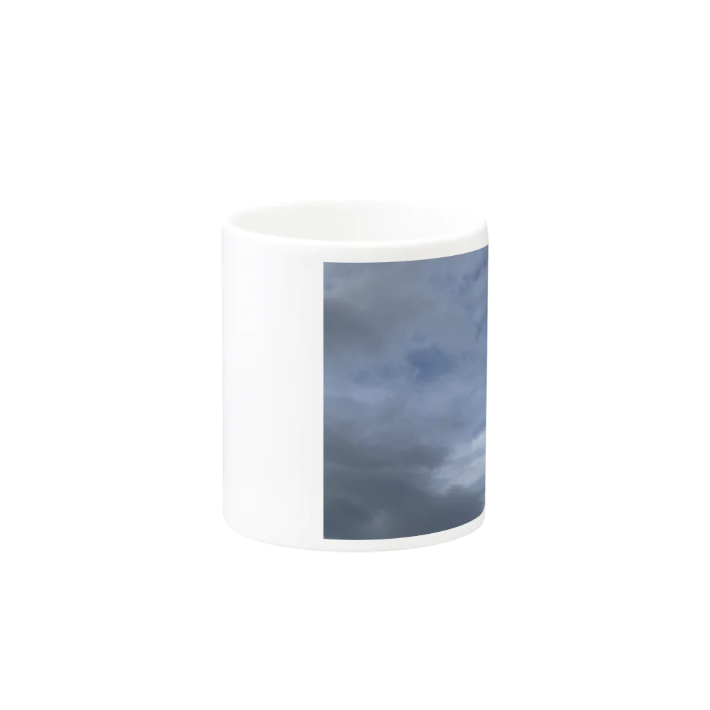 そらの4月16日　吹き荒れる風と雲 Mug :other side of the handle