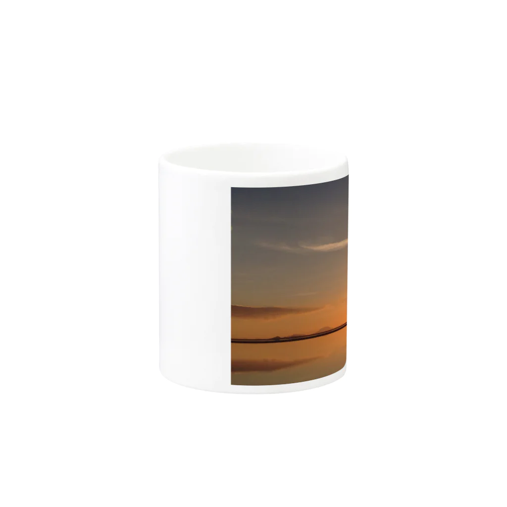 ジェラートの夕暮れウユニ Mug :other side of the handle