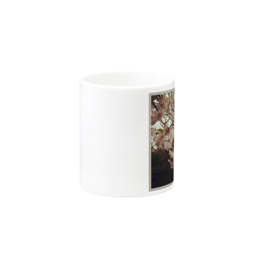 あっしゅの枝垂れ桜(レトロ) Mug :other side of the handle