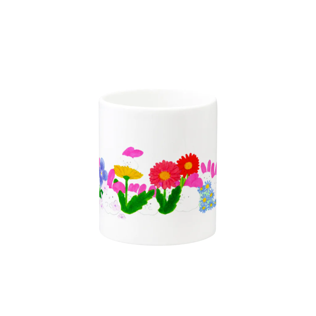 もふもふ達の秘密の花暮らしsuzuri店のお庭でかくれんぼ マグカップの取っ手の反対面