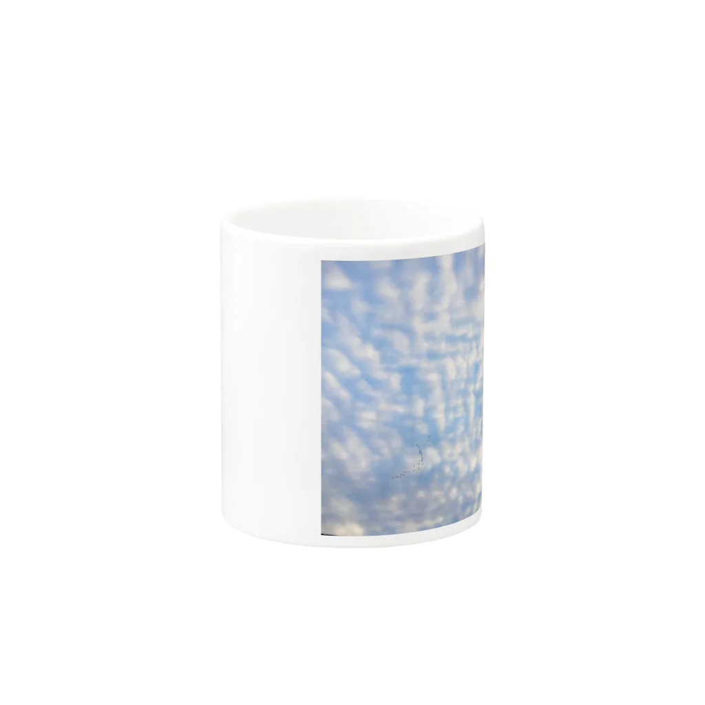 Yuki's Atelierのうろこ雲 Mug :other side of the handle