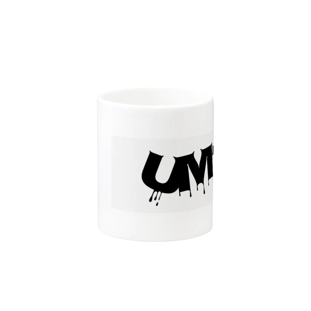 UMTのUMTオリジナル マグカップの取っ手の反対面