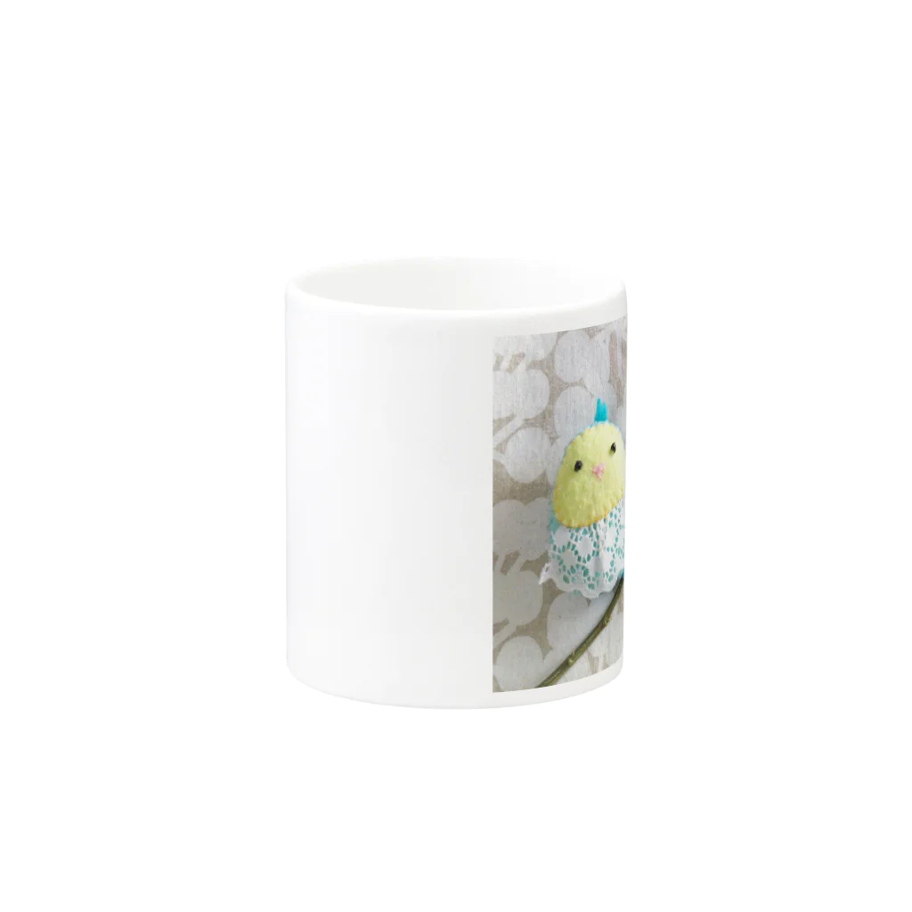 katsuocraftの枝にとまっているフェルトのピヨちゃん Mug :other side of the handle