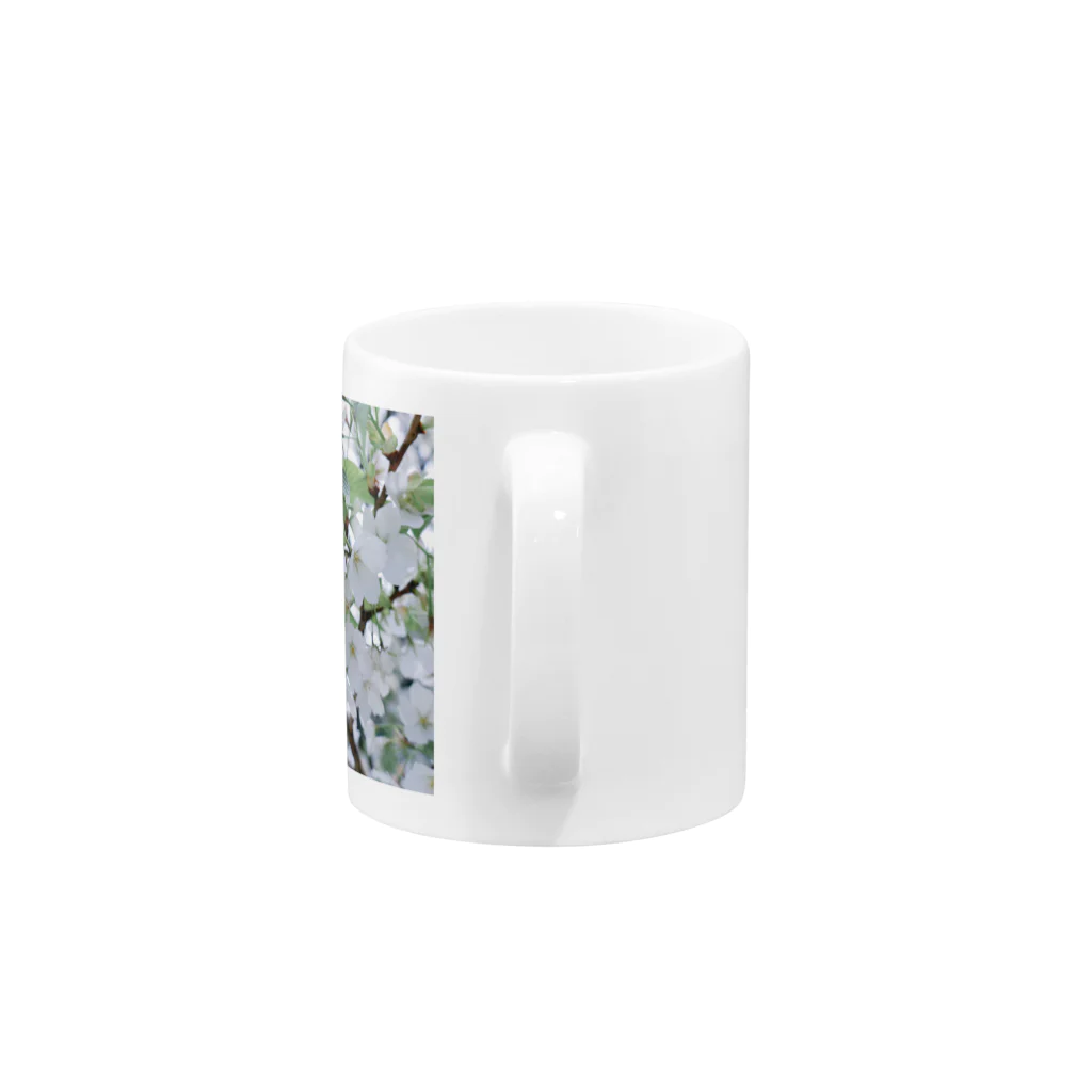 とまとまとの白い花 Mug :handle
