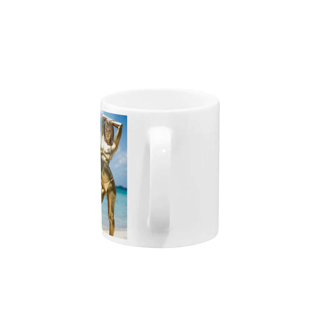 golden_aigirlsの金粉美女マグカップ（ビーチ） Mug :handle