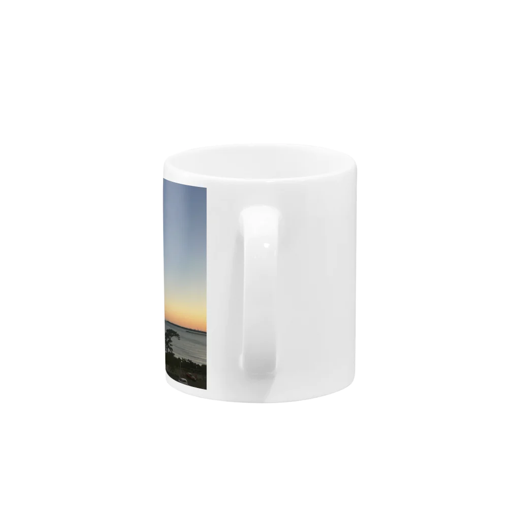 syo tam Enaのただの夕方の海 Mug :handle