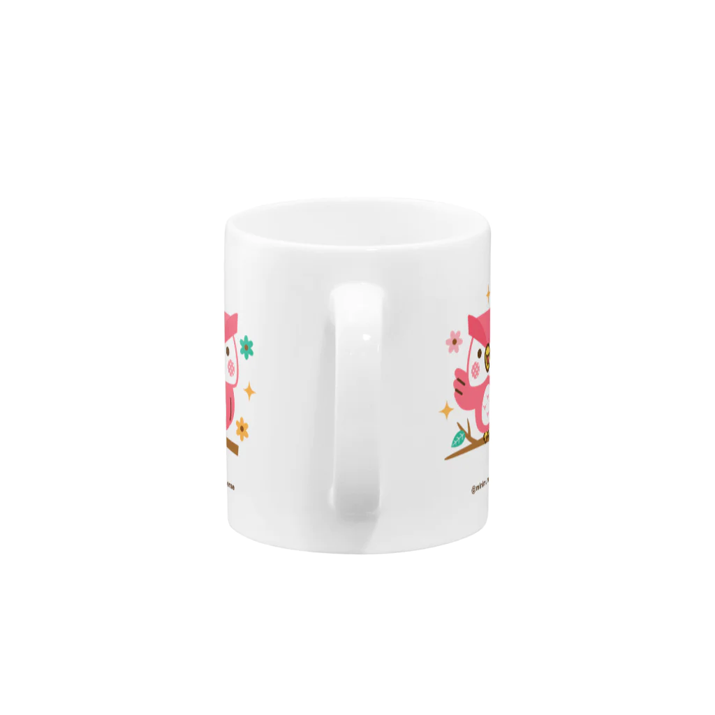 ミニマムユニヴァース@SUZURIのももいろフクロウのフクさんマグカップ Mug :handle