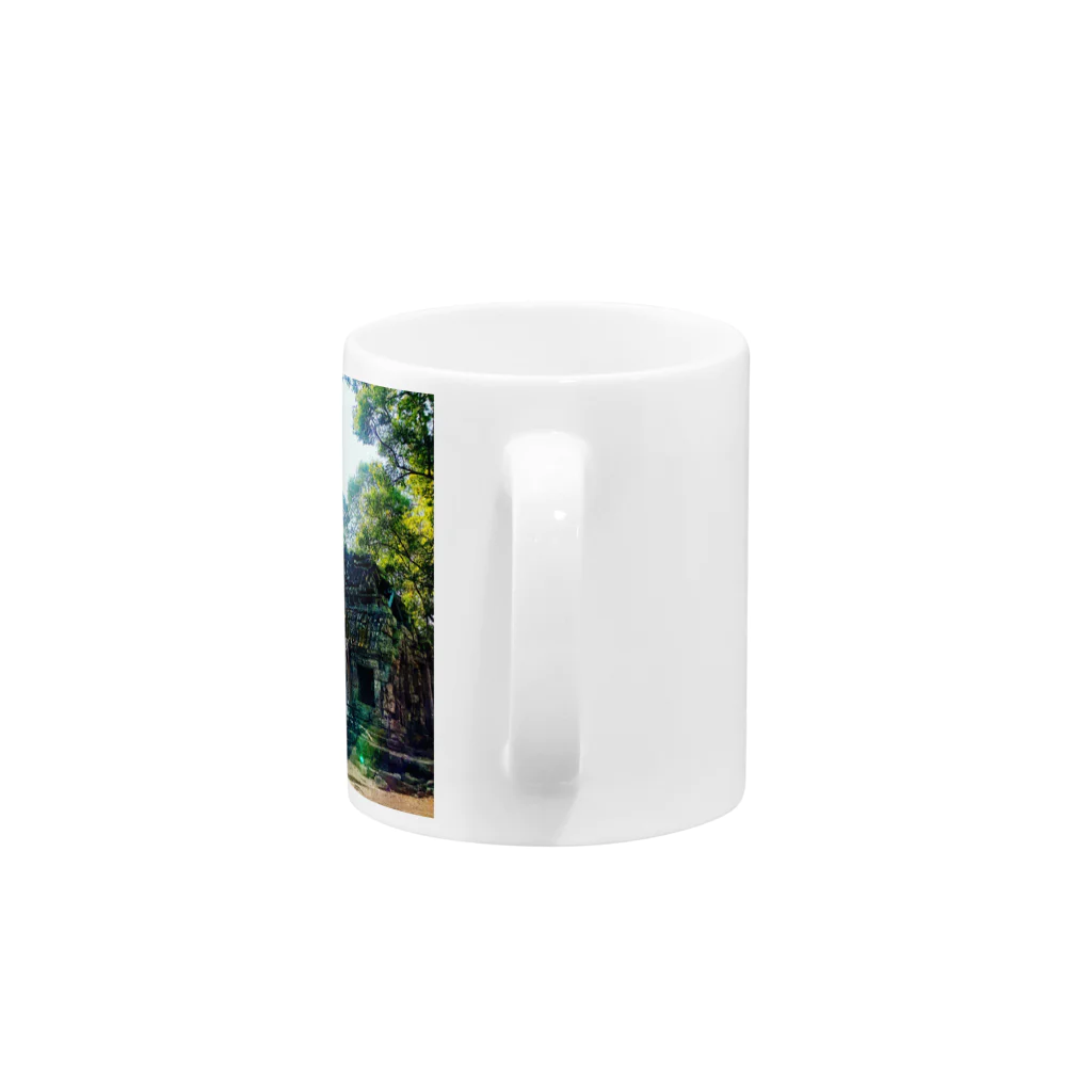 keisuke matsudaのタ・プローム Mug :handle