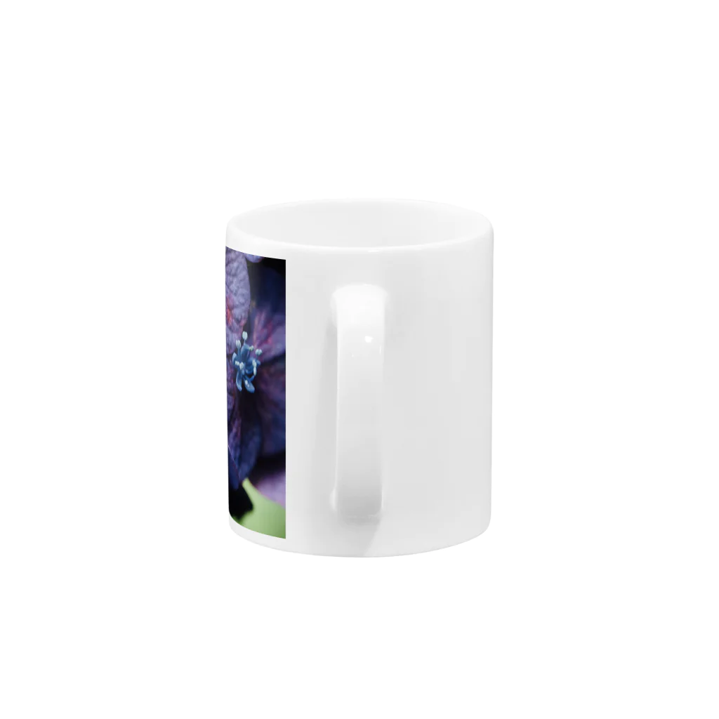 8l0の紫陽花　紫 Mug :handle