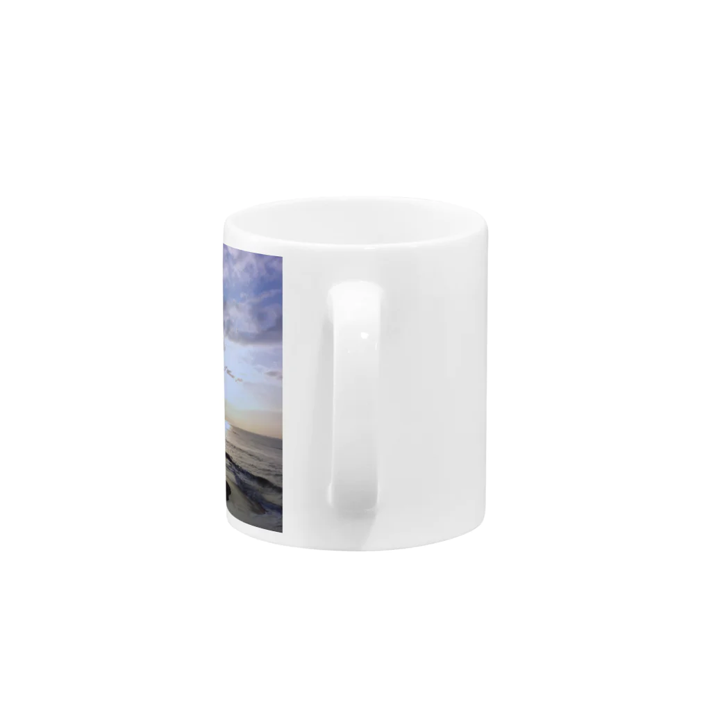 サイトウトオルの鎌倉の朝001 Mug :handle