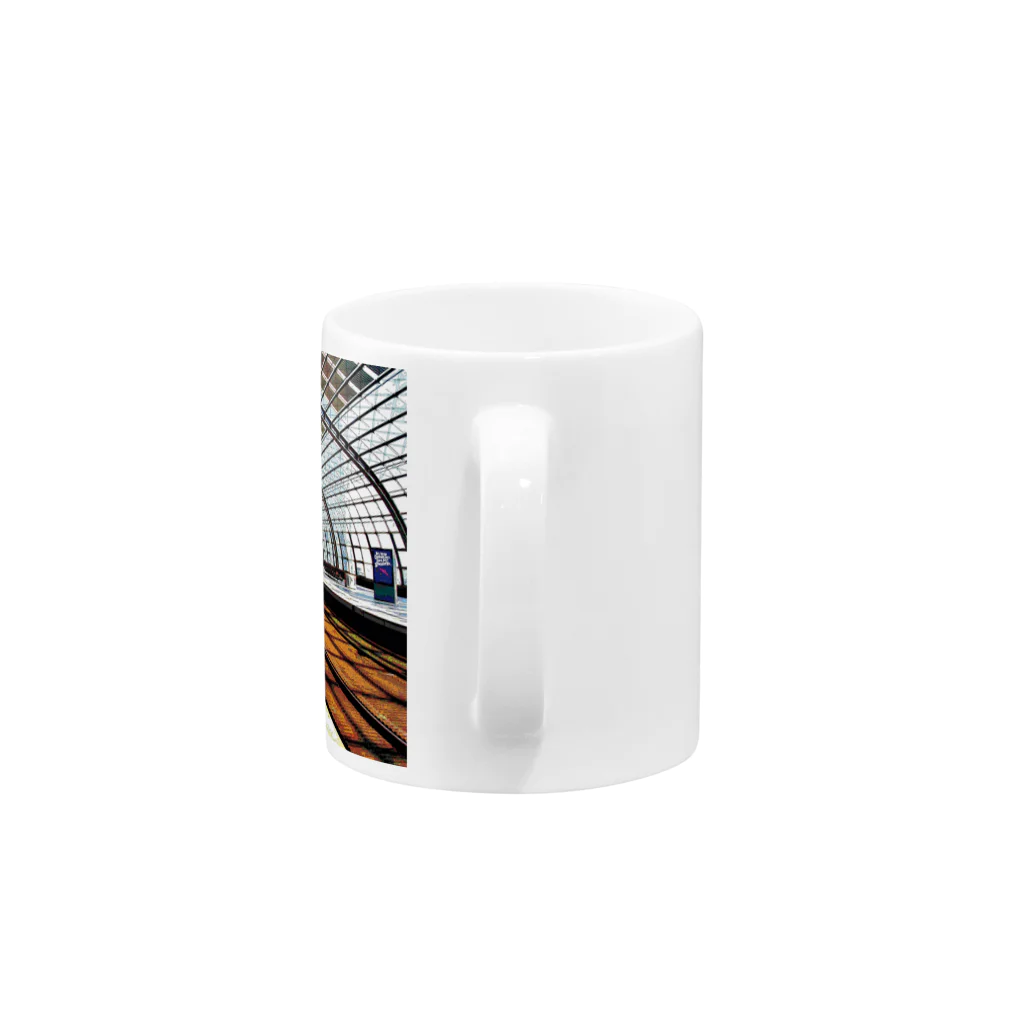 GALLERY misutawoのドイツ ベルリン中央駅のホーム Mug :handle