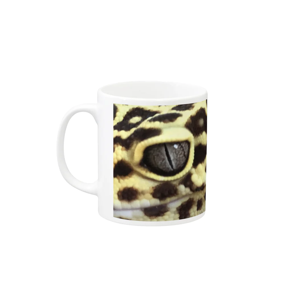 THETHEのGecko face Mug :left side of the handle