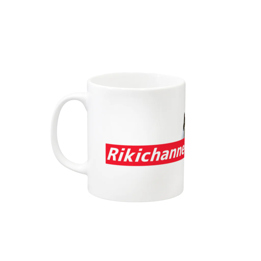 RIKICHANNEL OFFICIAL SHOPの赤鬼×ボックスロゴ マグカップの取っ手の左面