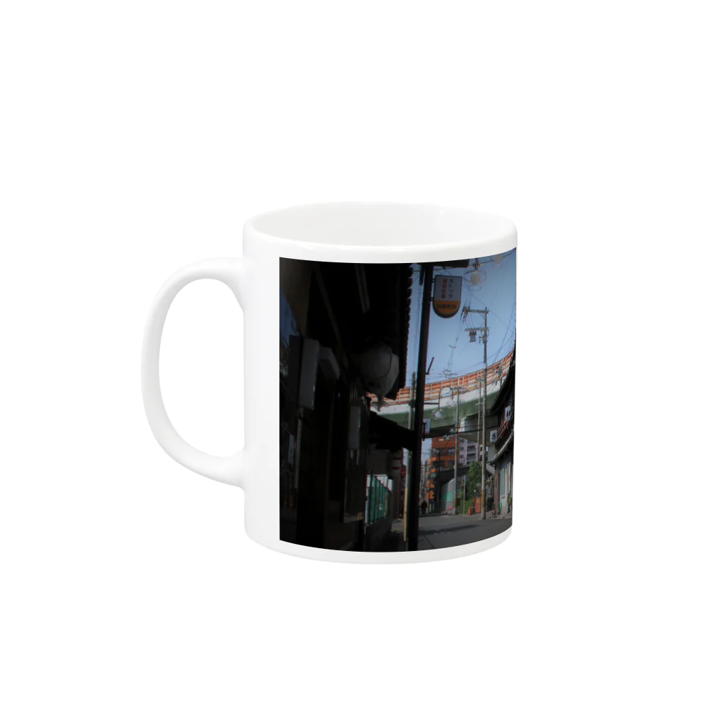 DEEP案内編集部の飛田新地 Mug :left side of the handle