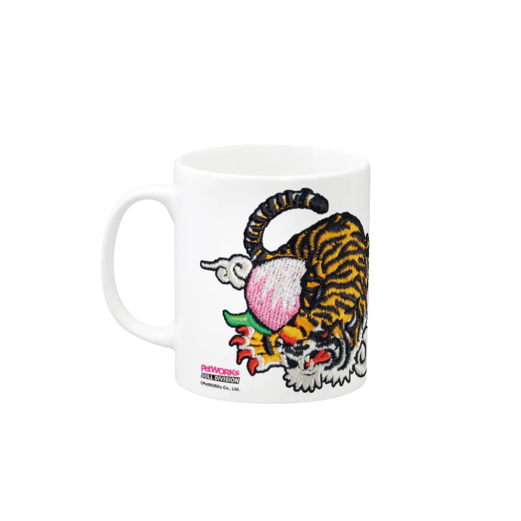 PetWORKs SUZURI Shopの虎と桃 Mug :left side of the handle