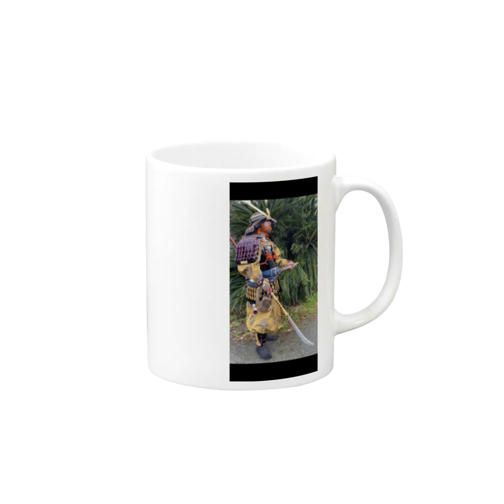 伊賀の鎧屋 の鎌倉の重鎮13人シリーズ 足立右馬寮遠元！ Mug :right side of the handle