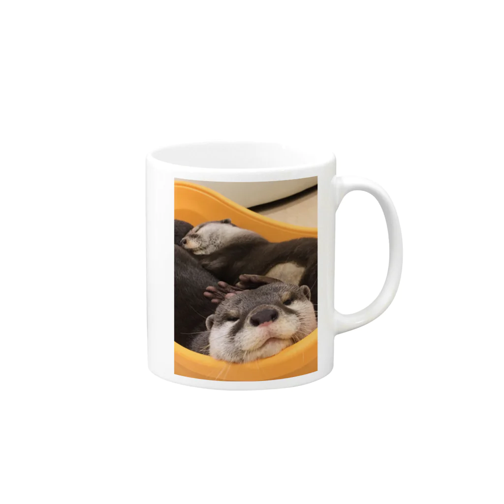 うさかふぇmimiSHOPの癒しかわうそ Mug :right side of the handle