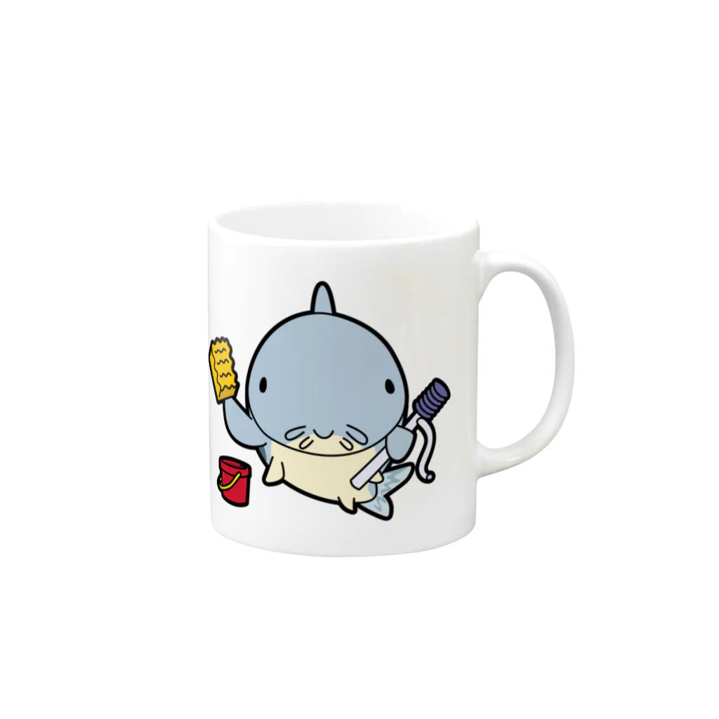 Tank Mates Designのお掃除するよ！ Mug :right side of the handle